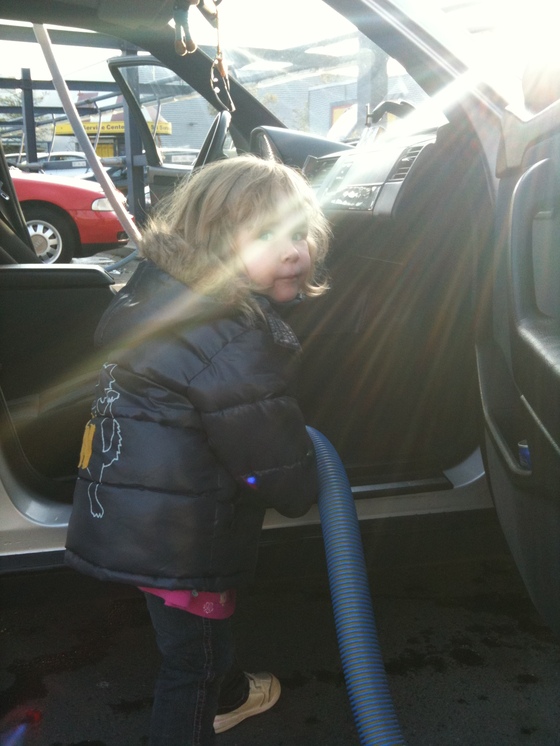 meine Tochter liebt auch den Benz^^