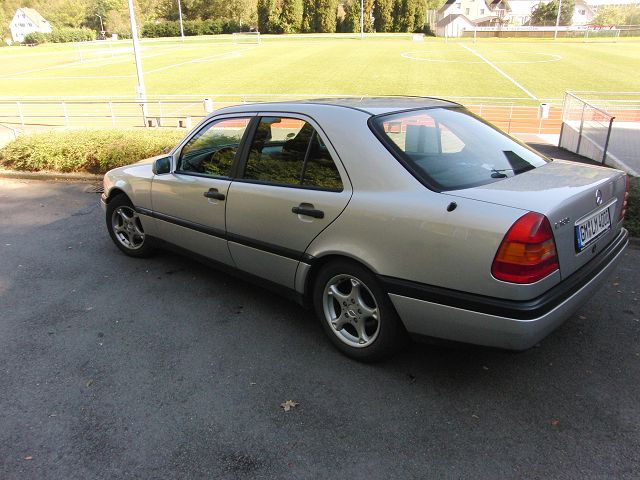 Mein erster Benz, gekauft am 08.10.2011 mit 164.000 km, Erstzulassung 01.95